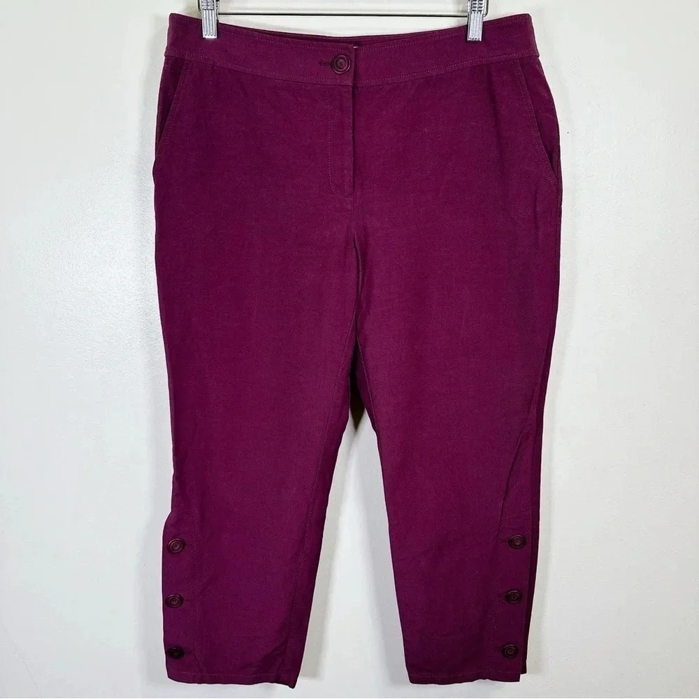 Nordstrom Signature Burgundy Cotton Button Hem Capri